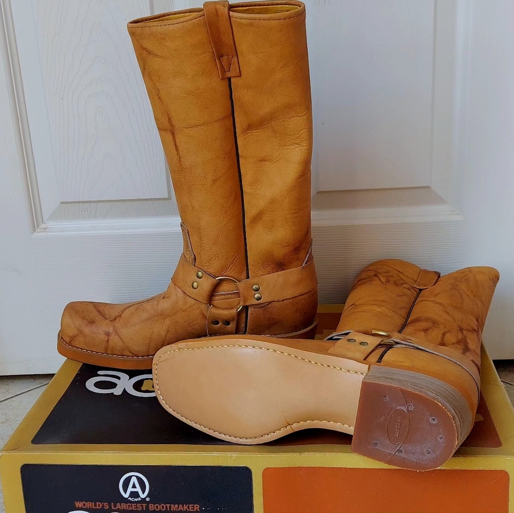 Vintage Tan Brown Cowboy Leather Western Boots